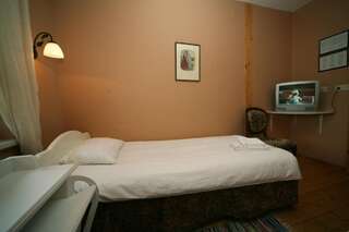 Отель Marcienas Muiza & SPA Марциена Двухместный номер эконом-класса с 2 отдельными кроватями и общей ванной комнатой-6